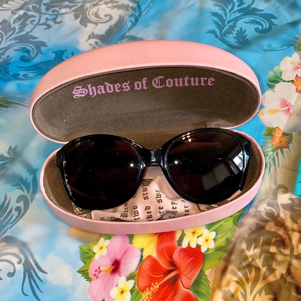 ๐ Juicy Couture Sunglasses W/ Four Leaf Clover! - Picture 1 of 14